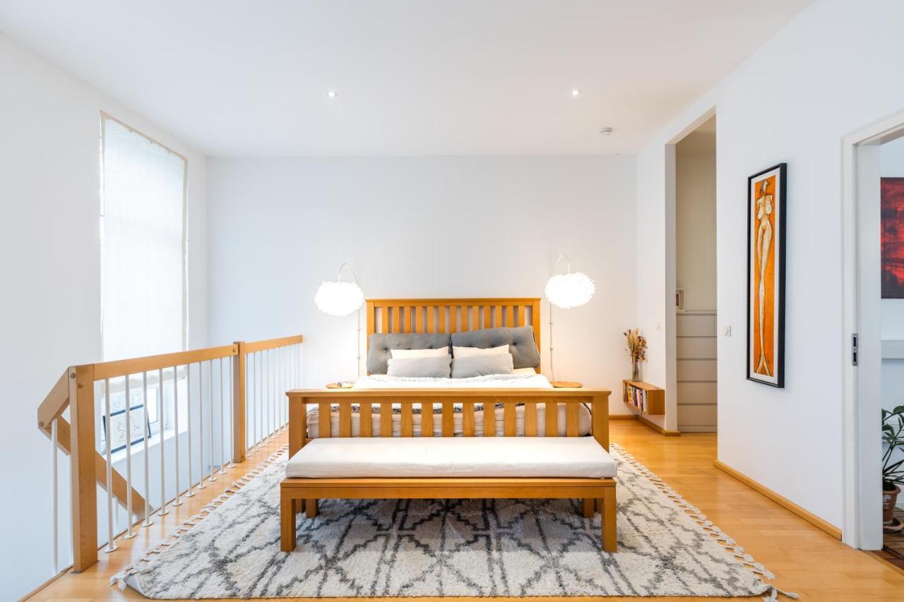 Luxury Townhouse With Garden - A Central Oasis Appartement Berlijn